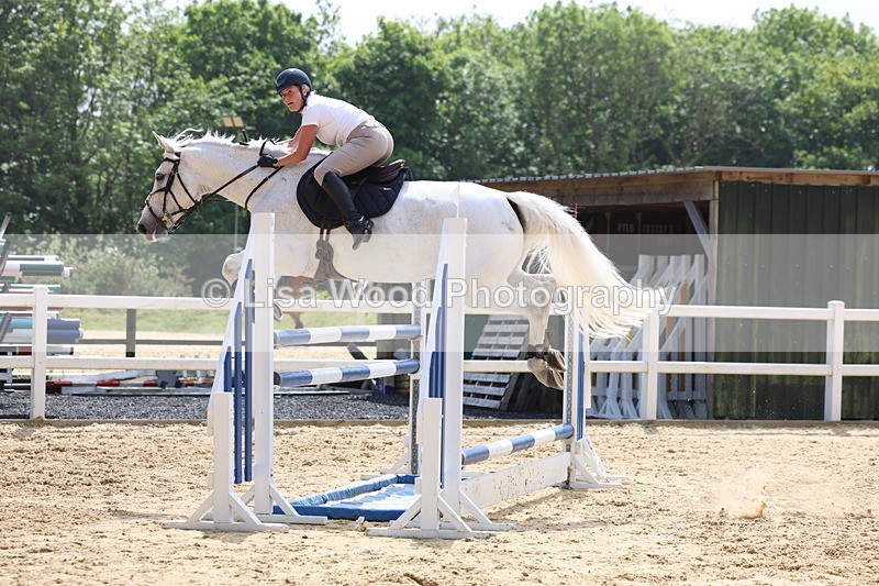 3E7A1030 - Class 13: Senior Newcomers/1.10m open