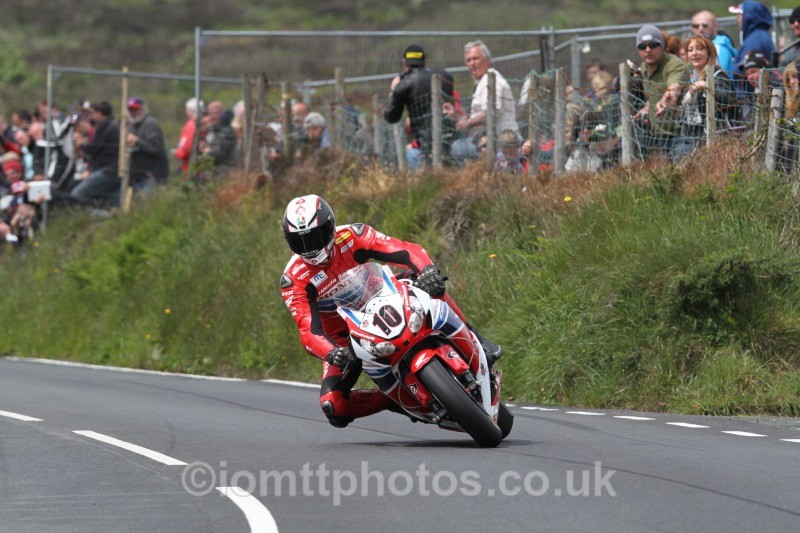 Conor Cummins Honda / Honda Racing - Pokerstars Senior TT