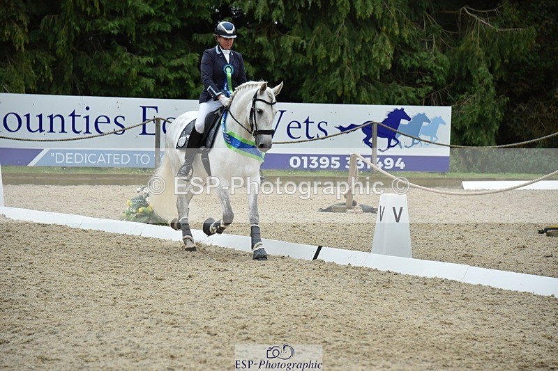 230813-182056-08844 - Medium Silver Presentations