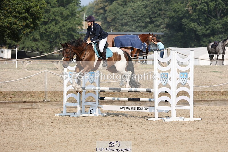 250816A-102127-00671 - Cls 3 Snr British Novice