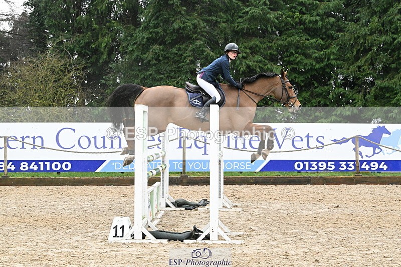 250215A-134112-01132 - Cls 4 Newcomers and 1.10m Open