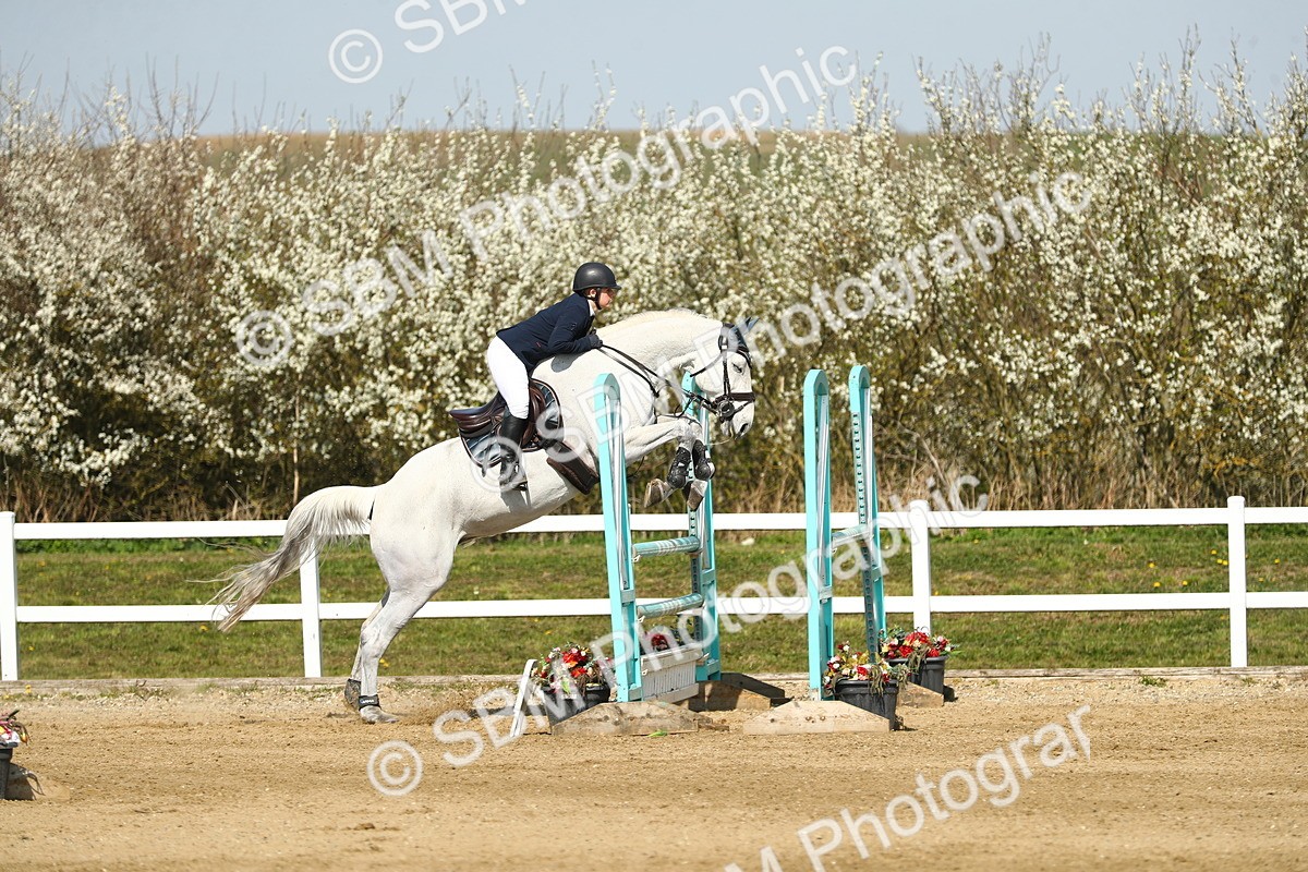 SBM_002817 - Class 11 - Senior Foxhunter - 1.20m