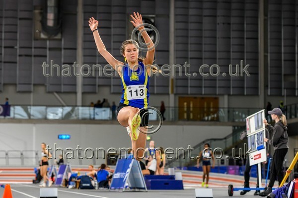 AgeInd25SUN-912367 - Field Female