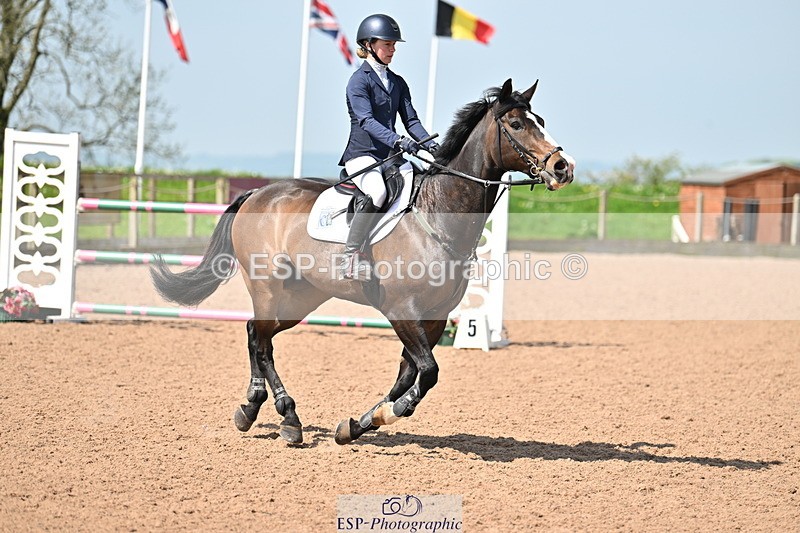 240510A-110214-05182 - Cls 21 Snr 1.20m Open