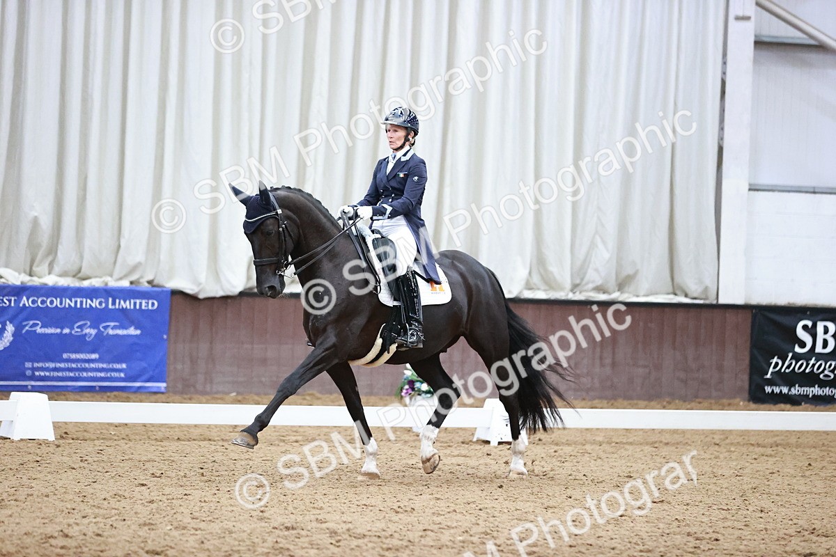 SBM_016695 - Class 5 - FEI INT II - 17.24-18.20