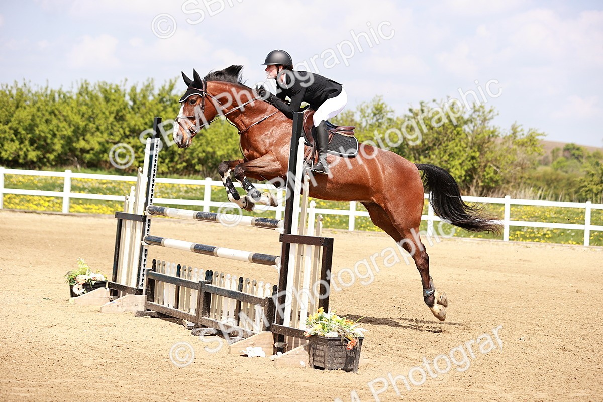  - Class 24 - Senior Newcomers - 1.10m