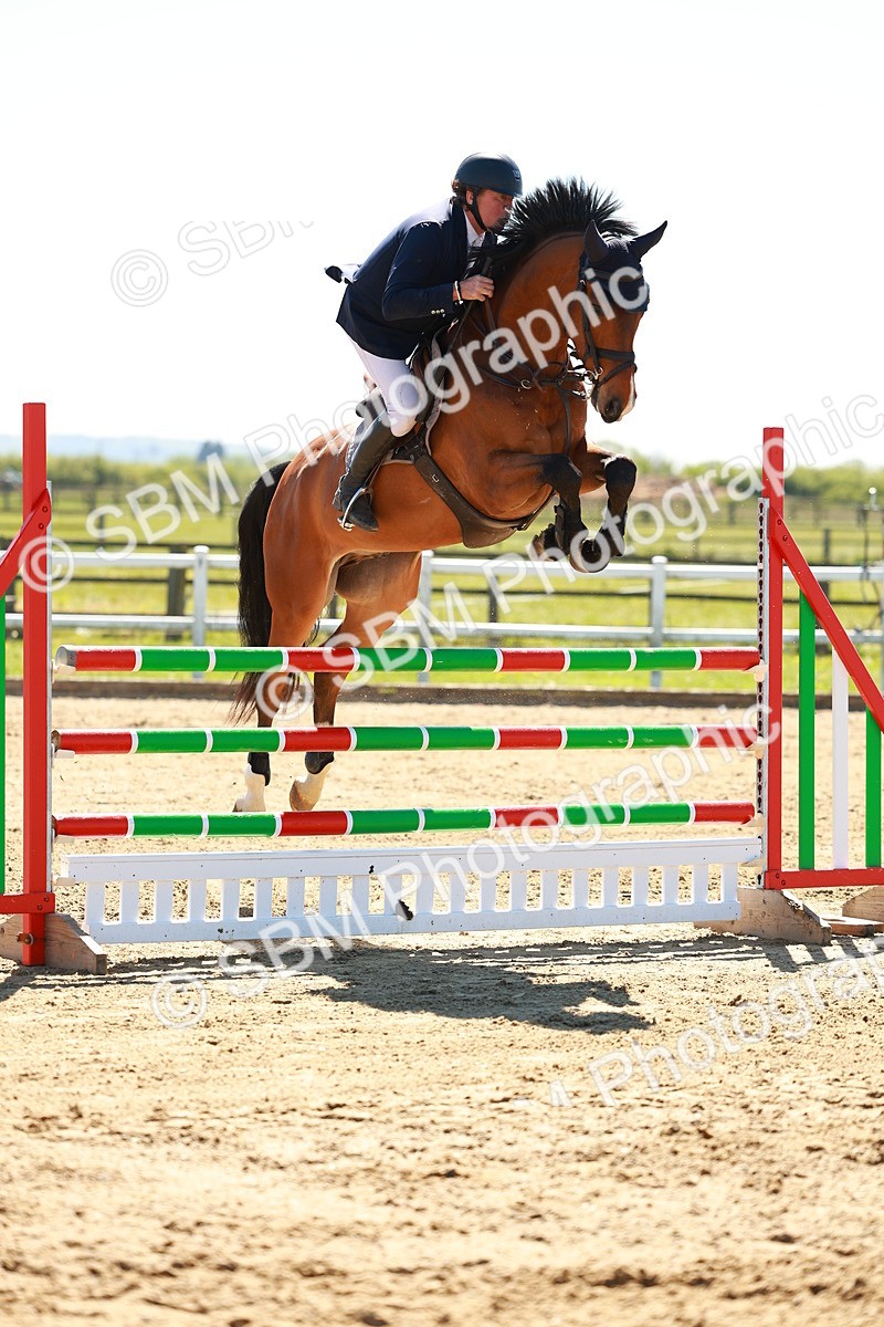 SBM_001452 - Class 4 - Senior Newcomers 1.10m