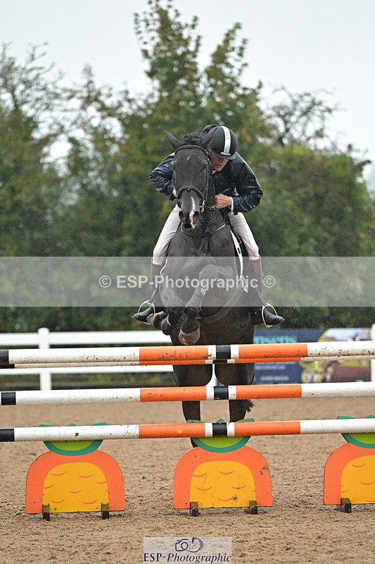 240925A-141049-01063 - Cls 5 Foxhunter and 1.20m Open