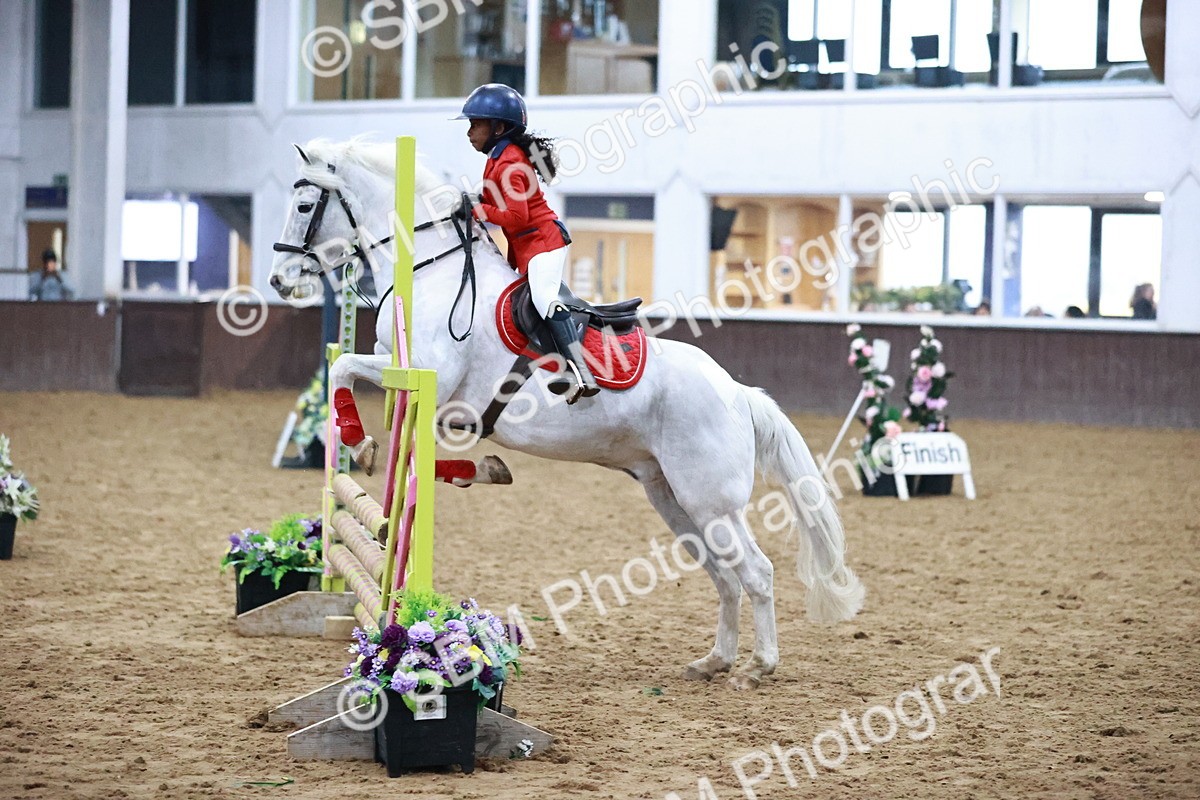 SBM_001753 - Class 9 - Pony Intro 75cm