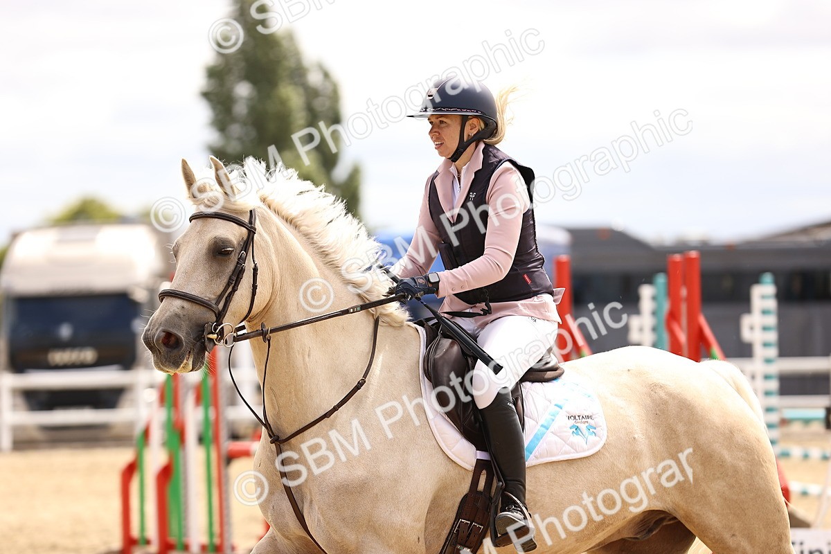 SBM_000404 - Class 3 - Senior British Novice - 90cm