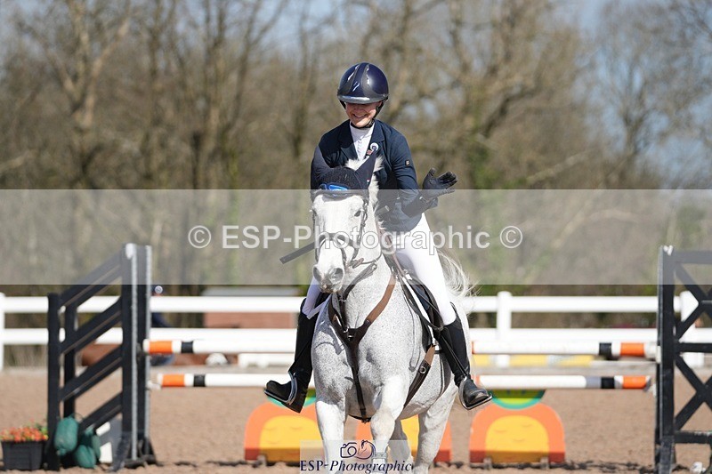 250329-104908-03731 - Cls 20 British Novice and 90cm