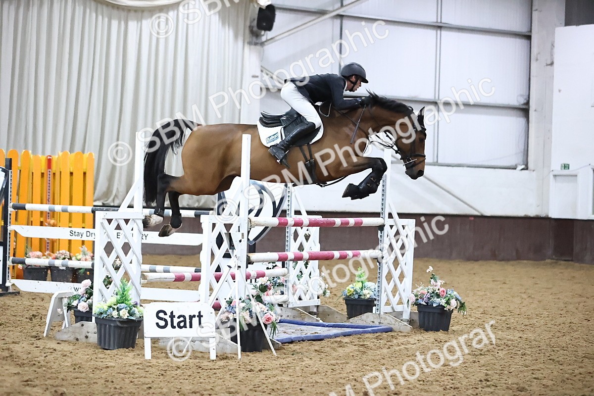 SBM_003927 - Class 12 - Senior Foxhunter 1.20m
