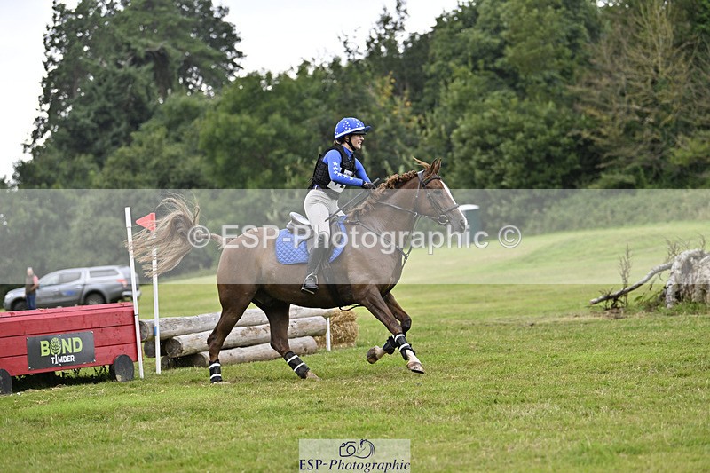 240825X-164939-37619 - 80cm XC 16.30 to 17.30