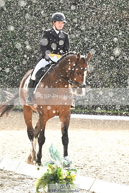 251023A-150340-05652 - B-160-Phoebe.Woods