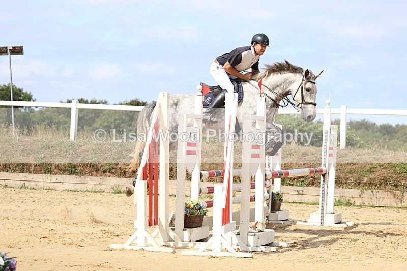 3E7A3672 - Class 4: Senior British Novice/90cm open