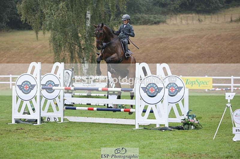 250830A-135641-06840 - Cls 16 Snr Newcomers and 1.10m Open