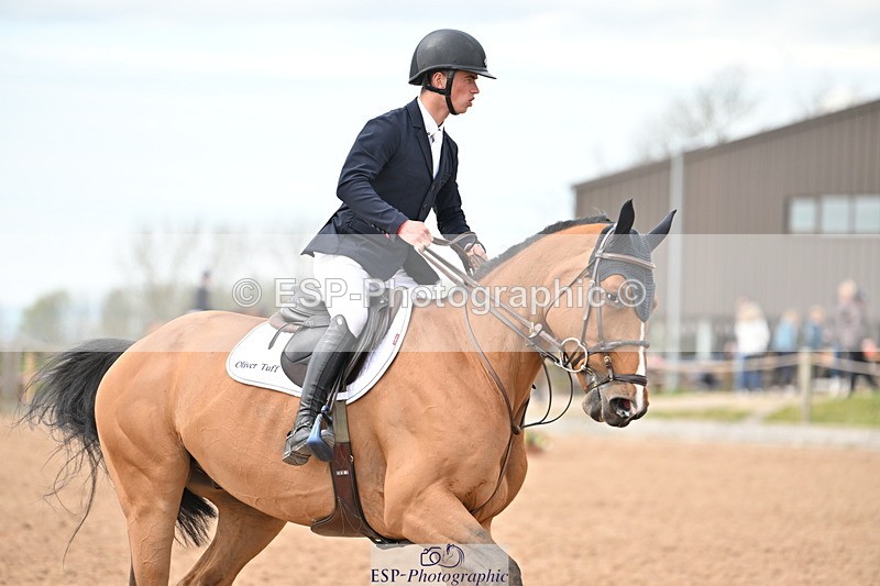 240418A-153648-04766 - Cls 9, 2 Star Big Tour 1.40m