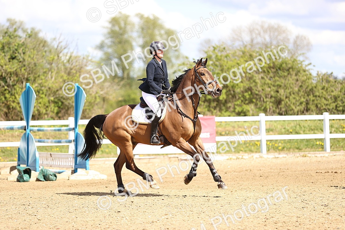 SBM_004177 - Class 17 - Senior Newcomers - 1.10m