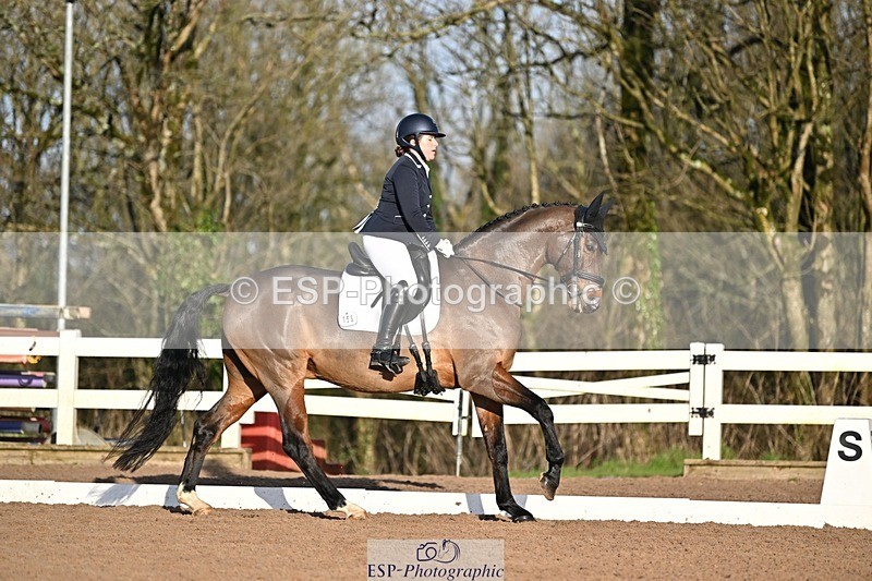 241214-104803-01227 - 155-Victoria.Hamlyn-White-Kenzo.IV