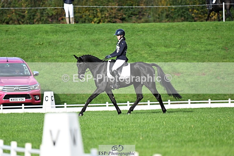 251023A-102041-02436 - G-505-Sarah.Amos