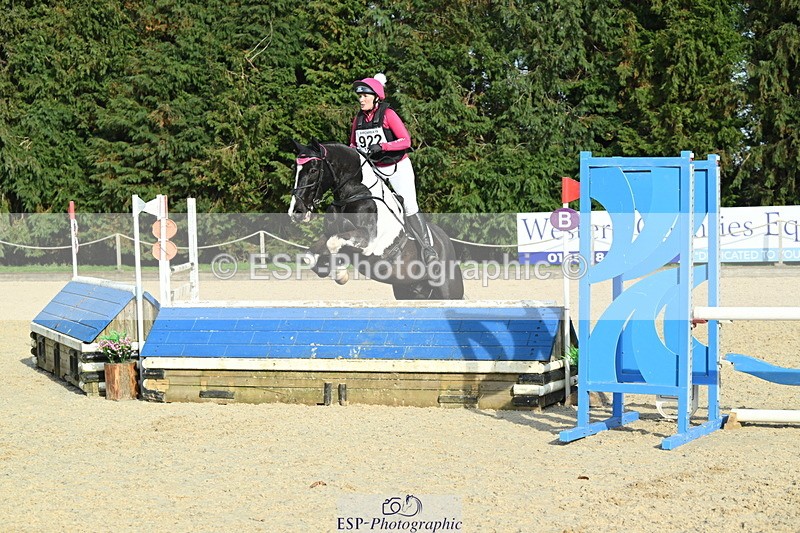 250309A-151208-01882 - Cls 03 90cm 15.05 to End