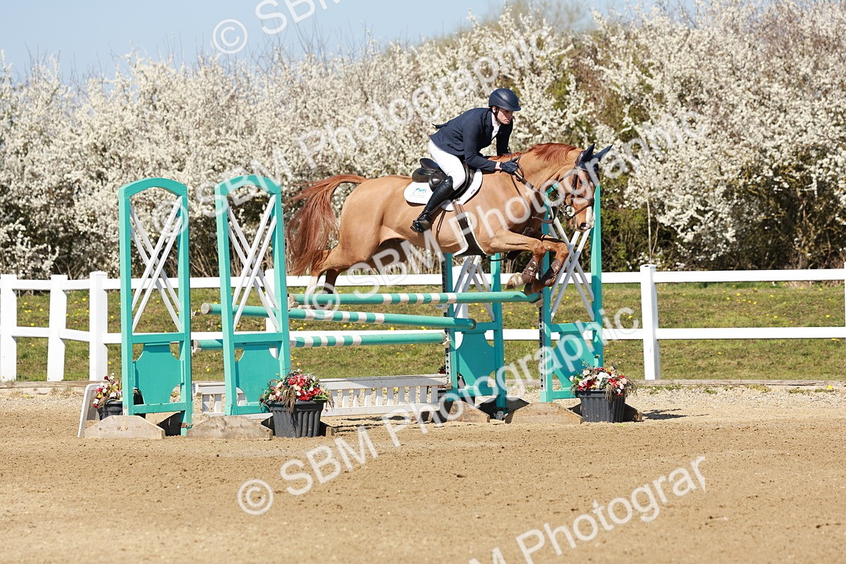 SBM_004418 - Class 17 - Senior Newcomers - 1.10m