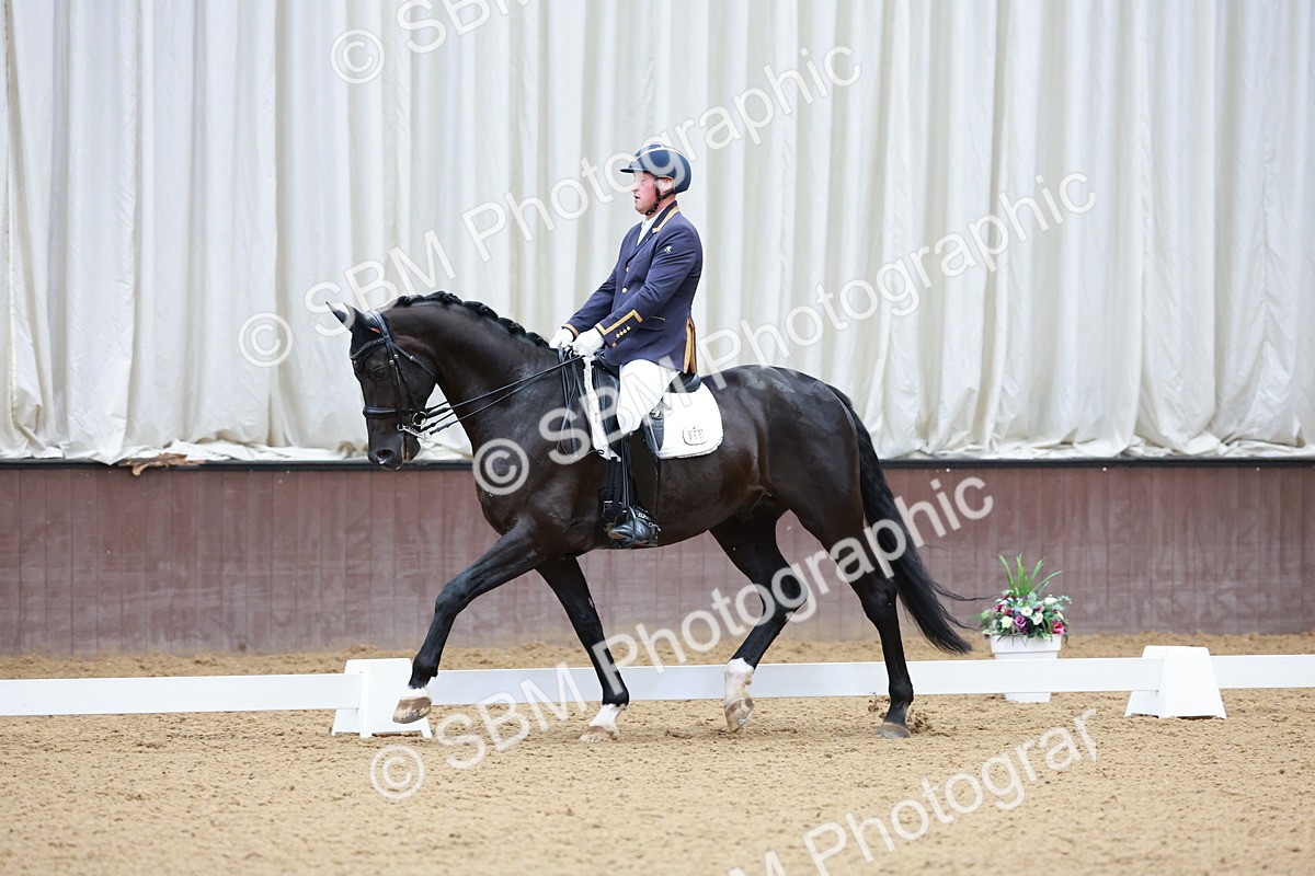 SBM_005806 - Class 3 - Medium 6 - 14.40-15.52