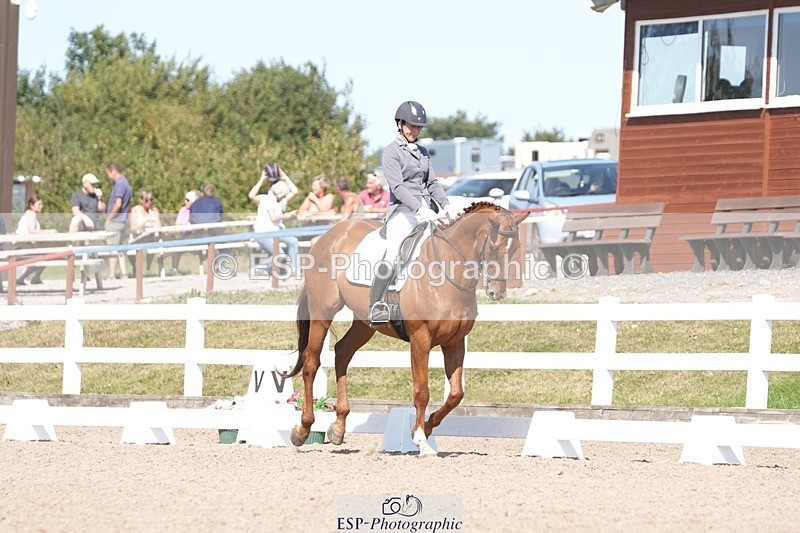 250817-152327-11186 - 203-Anna.JamesVillany