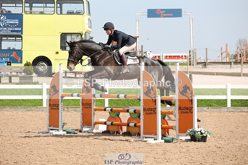 240510A-144225-07799 - Cls 17 1.05m National Am Quali