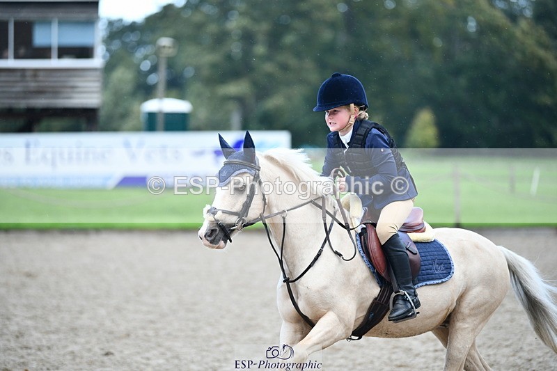 251004A-114539-00739 - Classes 4 & 5 50cm