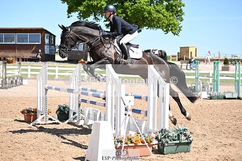 250510-142115-11728 - Cls 23 1.05m Amateur Quali