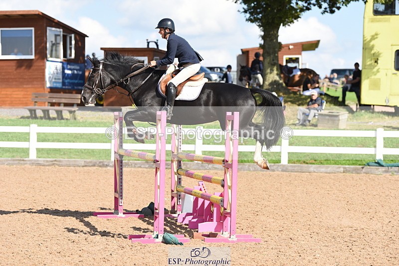 230915A-150114-00729 - Cls 12 1.05m Amateur Qualifier