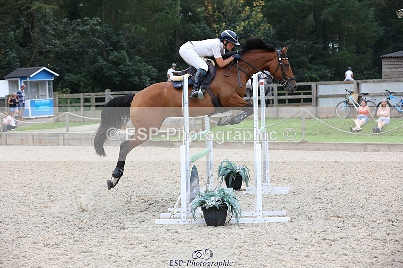 230908-170805-03144 - Cls 9 Snr Newcomers & 1.10m Open