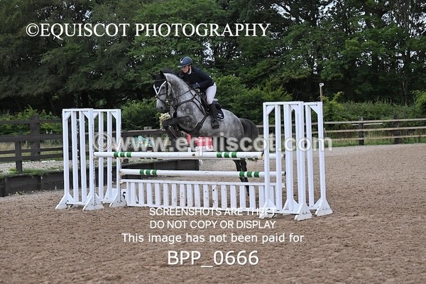 BPP_0666 - CLASS 8 Senior Newcomers/ 1.10m Open