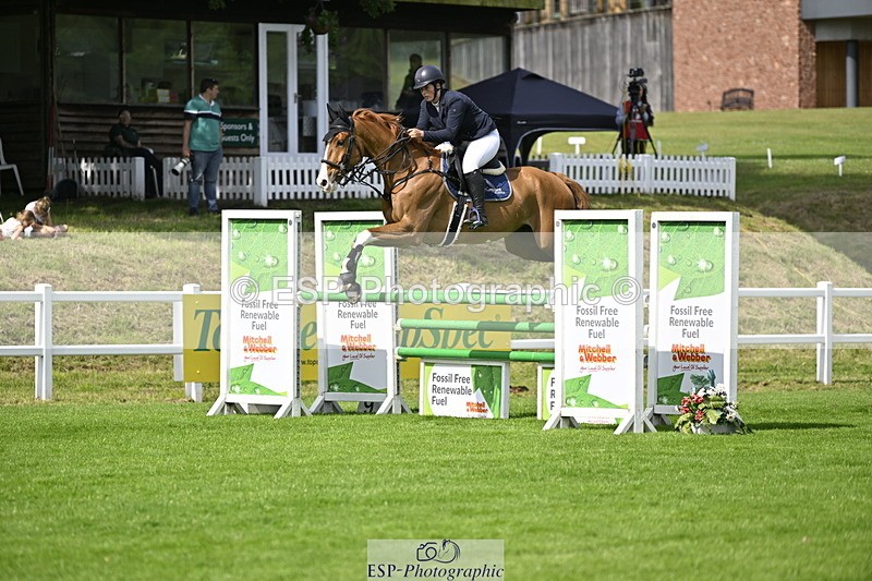 250613A-101942-00385 - Cls 1 Snr Newcomers and 1.10m Open