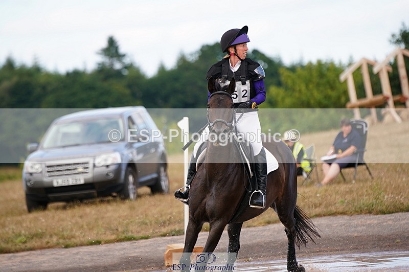 250802A-174516-08999 - H-352-Emma.Hurworth-STEREN.OF.AVALON