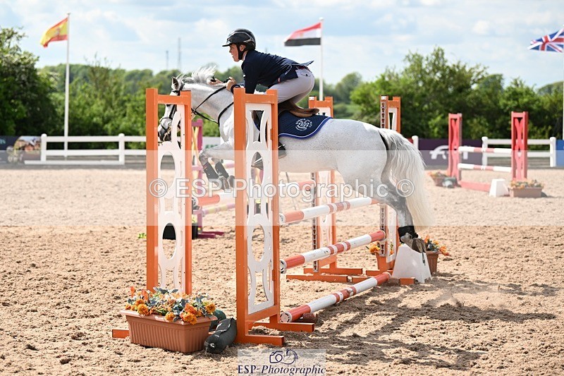 250504-154132-03779 - Cls 25 Winter-Summer