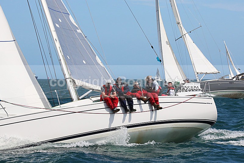 150627 DEHLER 35 GBR2563L  WT7A8205 _I - ROUND THE ISLAND RACE - SATURDAY 27th JUNE 2015