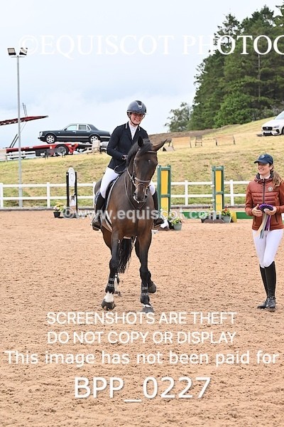 BPP_0227 - CLASS 25 SUN HOYS Redpost Equestrian Senior Foxhunter Second Round