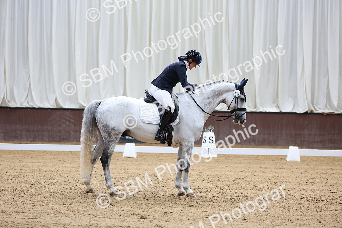 SBM_015947 - Class 15 - Novice FSM - 9.50 - 11.10