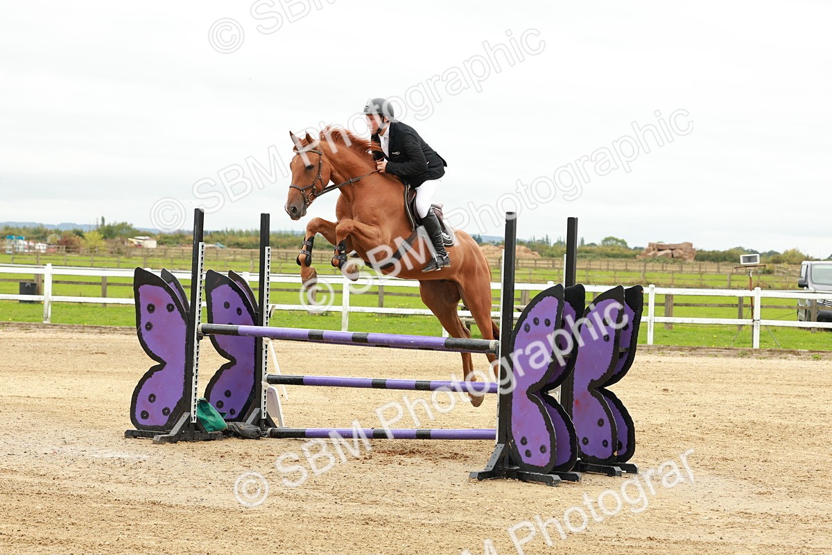 1I0A7611 - Class 4 - Senior Newcomers 1.10m