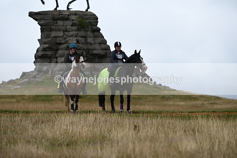 DSC_1986 - Time at Statue 12:13 to 12:32