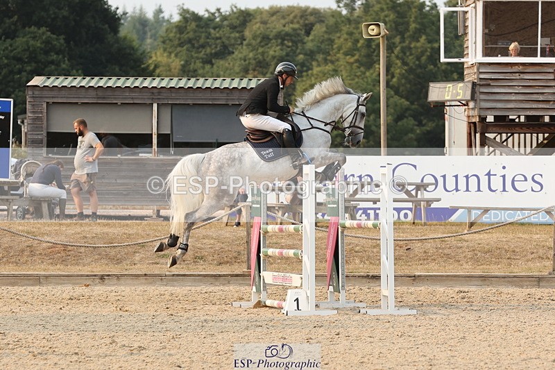 250816A-175229-03181 - Cls 11 Snr Foxhunter