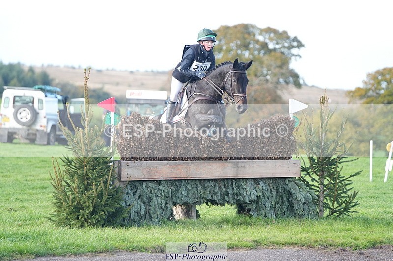 251024A-150927-13090 - C-230-Ciara.O.Connor