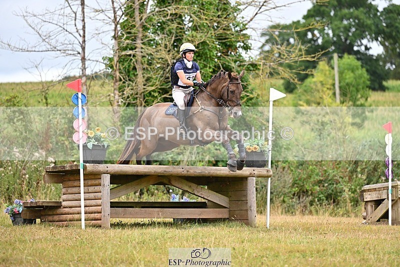 250803A-110851-10807 - K-463-Kate.Jupp-TEMPLEBREADYS.ROYAL.SPIRIT