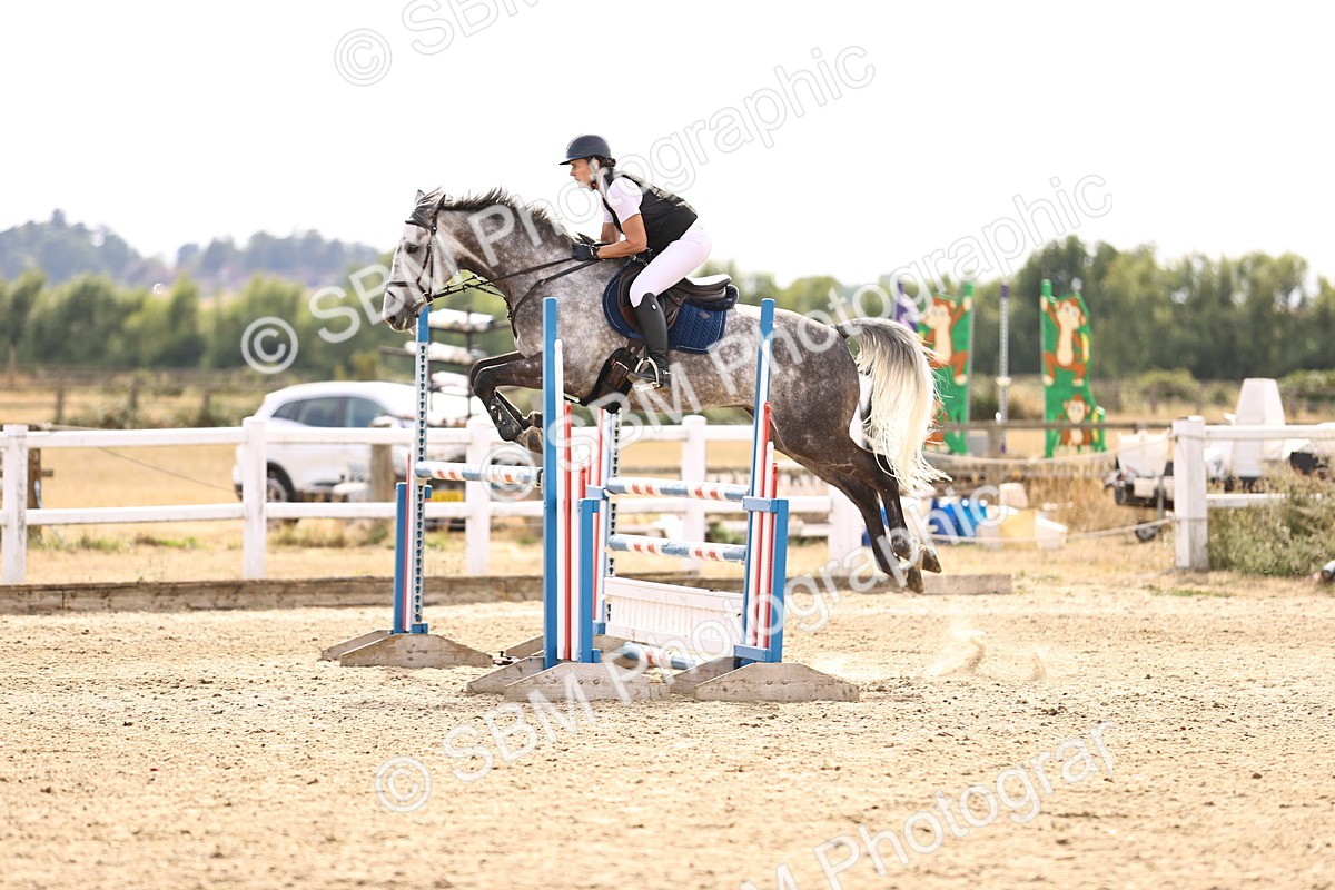 SBM_001691 - Class 6 - Senior Newcomers 1.10m