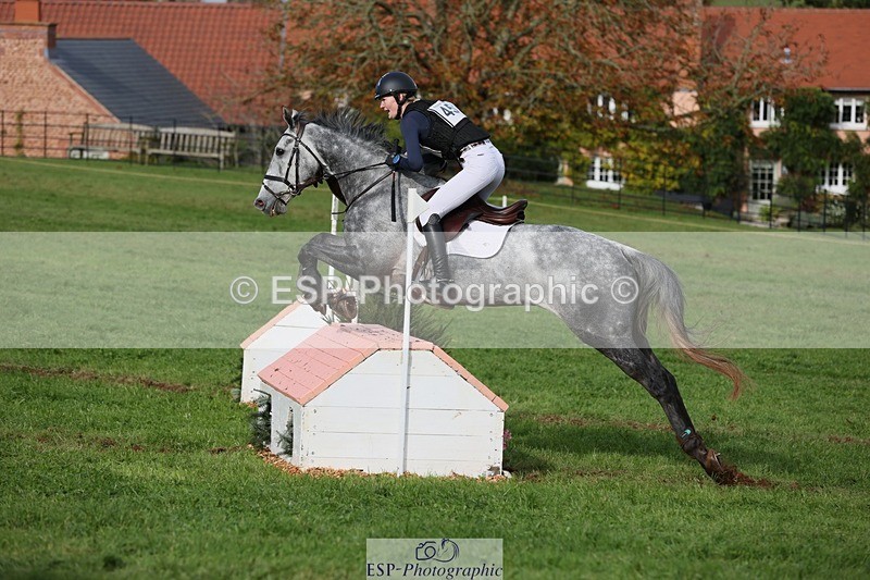 231021-141013-19884 - 451-THE.GREY.DANCER-Alice.Sandiford-SC+XC