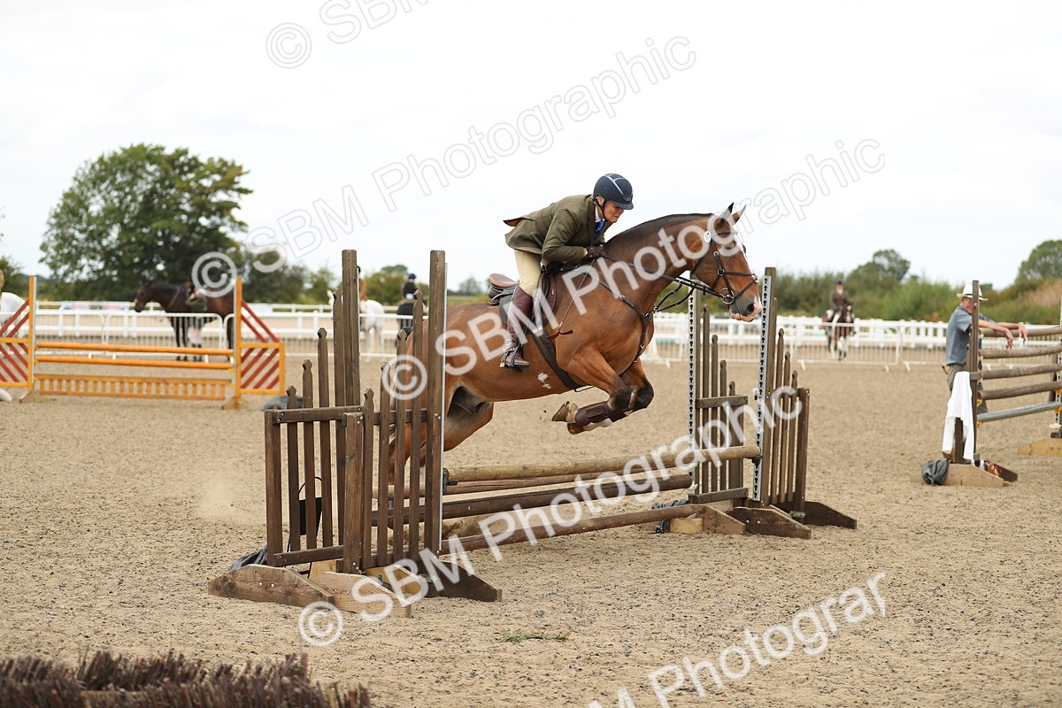 SBM_05547 - Class 48a Style & Performance 70cm (15-19)