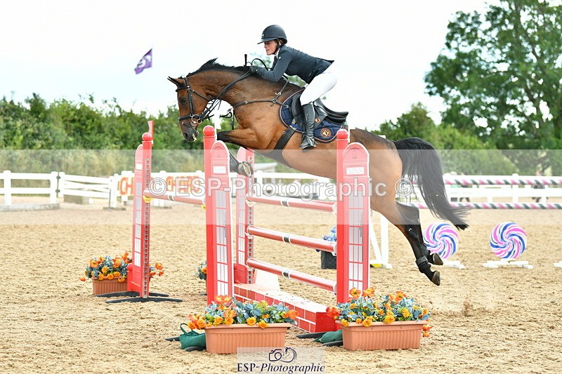 230721A-142947-06933 - Cls 22, 1 Star Gold 1.30m