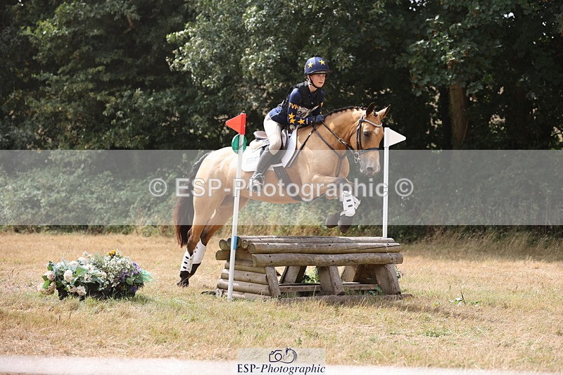 250824A-123822-36699 - 2029-Matilda.Holt-Esme